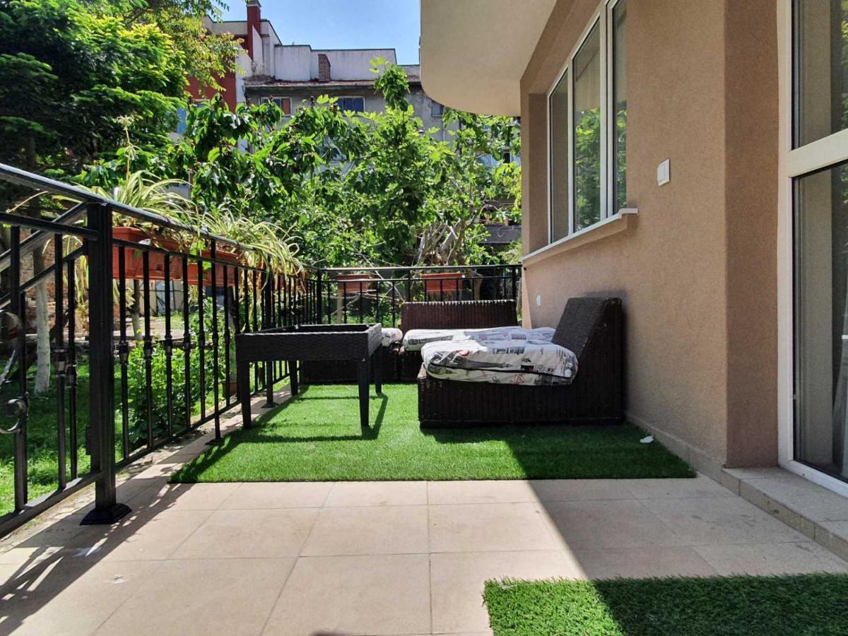 House With Garden Pomorie